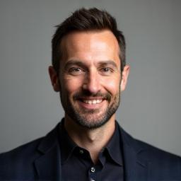 Professional headshot of Liam Müller, Art Director